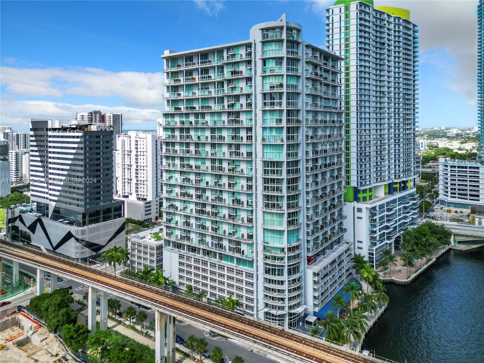 Real estate property located at 690 1st Ct #1232, Miami-Dade, NEO VERTIKA CONDO, Miami, FL