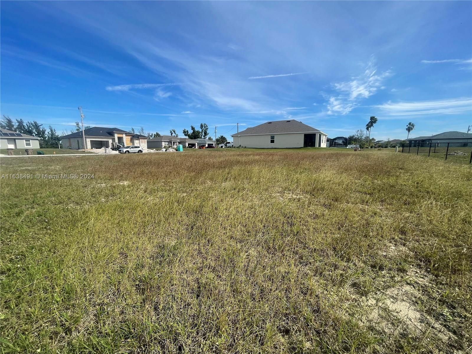 Real estate property located at 1810 NW 20TH ST, Lee, City of Cape Coral, Cape Coral, FL