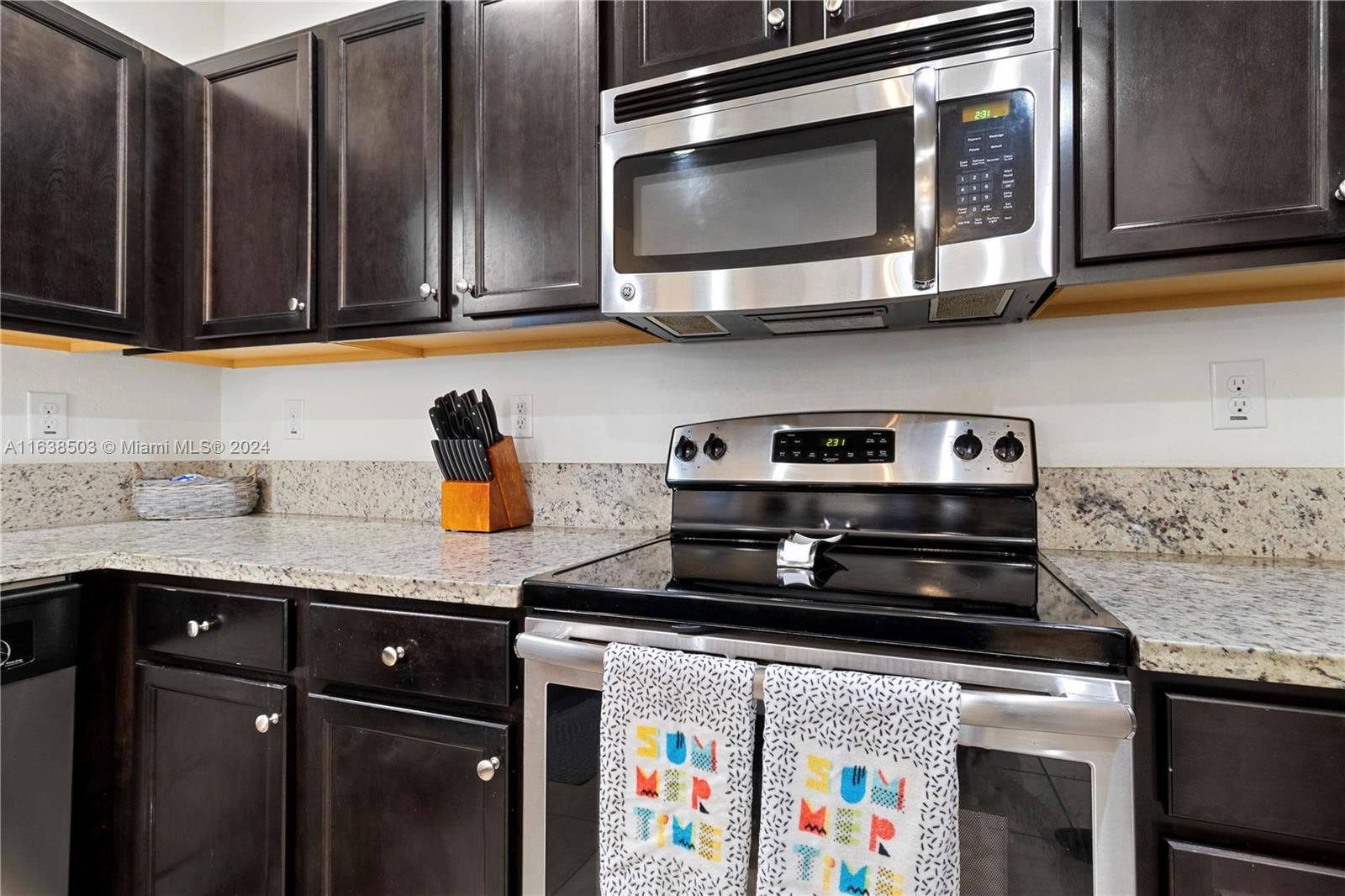 Real estate property located at 692 35th Ave, Miami-dade, Baywinds At Cozumel, Homestead, FL