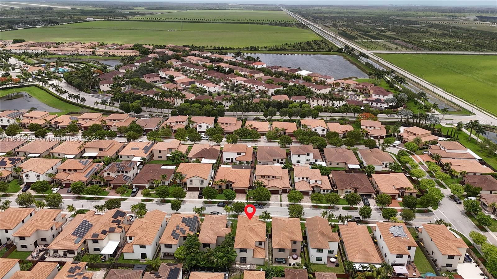 Real estate property located at 692 35th Ave, Miami-dade, Baywinds At Cozumel, Homestead, FL
