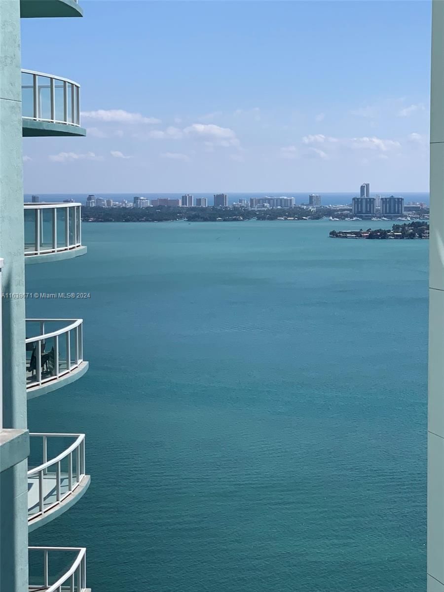 Real estate property located at 1900 Bayshore Dr #3607, Miami-Dade, QUANTUM ON THE BAY CONDO, Miami, FL