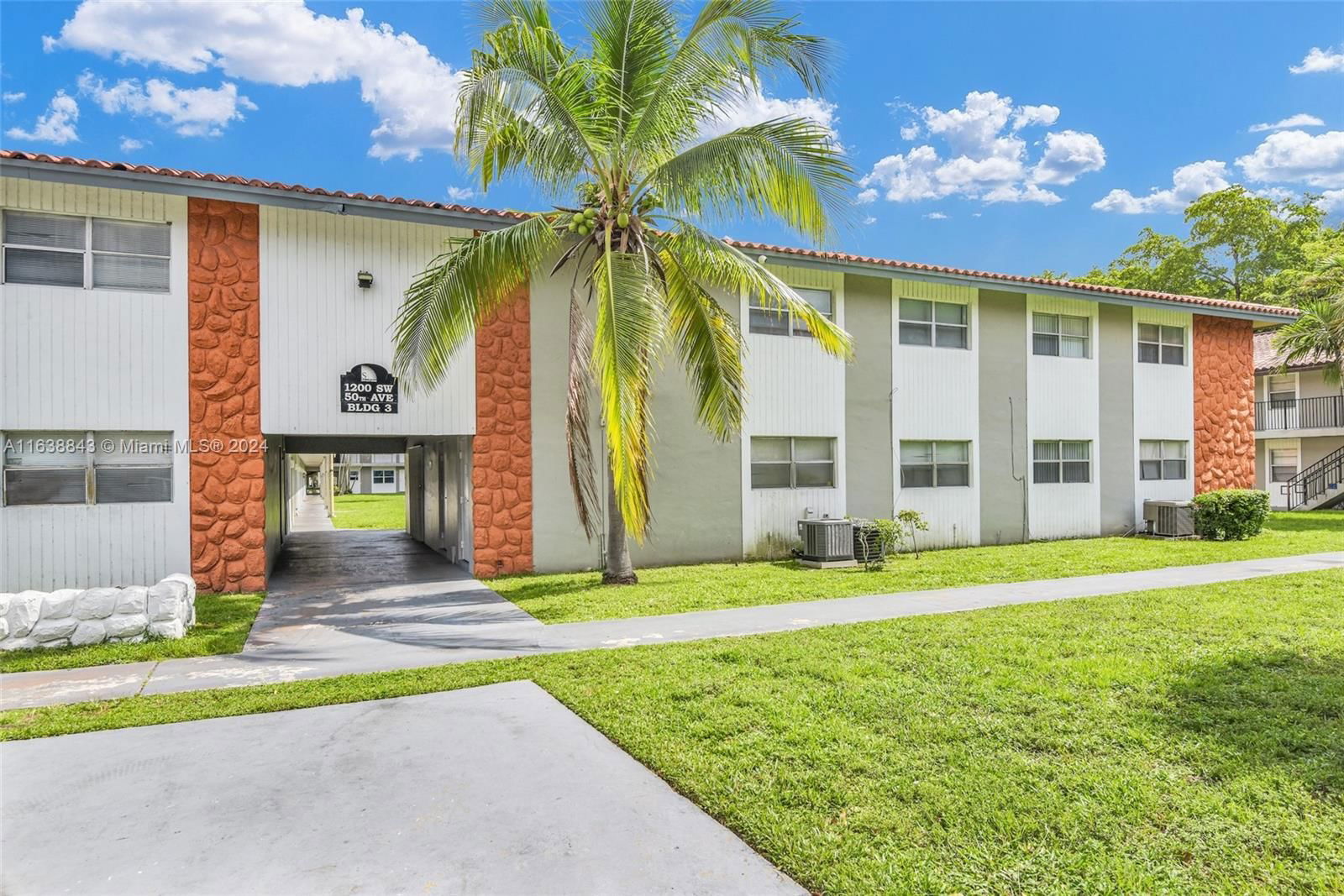 Real estate property located at 1200 50th Ave #108, Broward, SILVER PALMS CONDO, North Lauderdale, FL