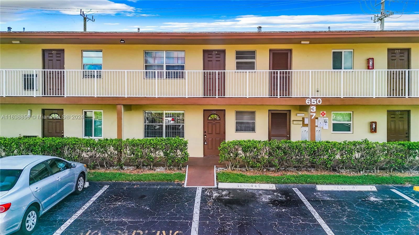 Real estate property located at 650 76th Ter #104, Broward, ORIOLE GARDENS TWO 37 CON, Margate, FL