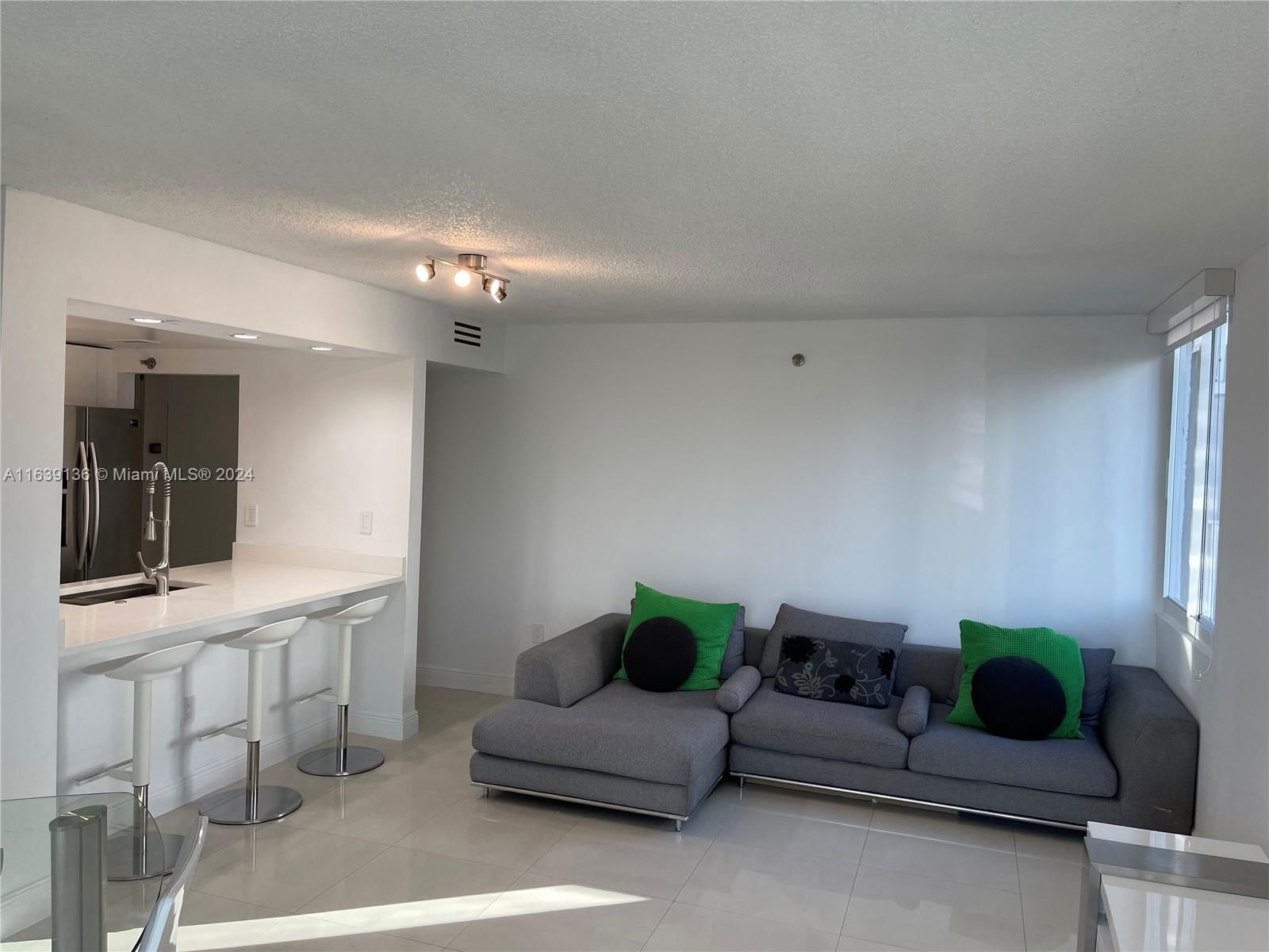 Real estate property located at 800 Miami Ave E-504, Miami-Dade, MADISON DOWNTOWN CONDO, Miami, FL