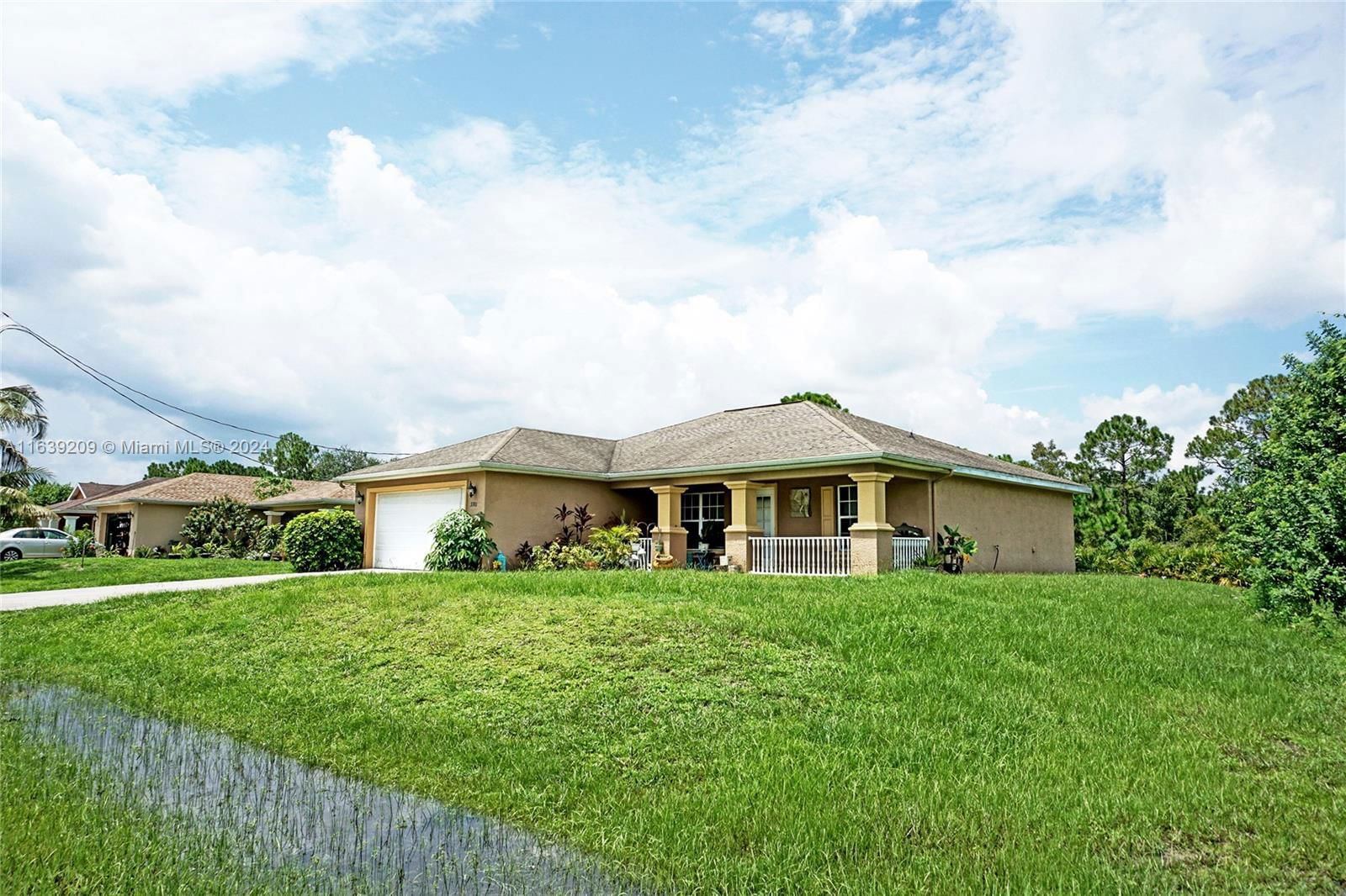 Real estate property located at 3701 Hanna Ave, Lee, LEHIGH ACRES, Lehigh Acres, FL