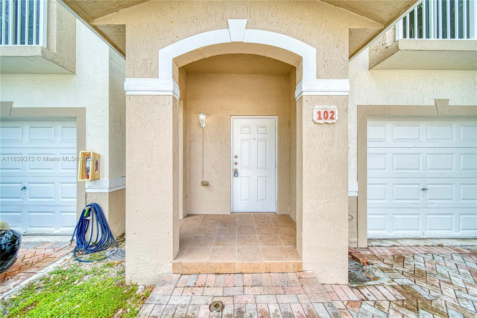 Real estate property located at 13990 260th St #102, Miami-Dade, CEDARS WOODS HOMES CONDO, Homestead, FL