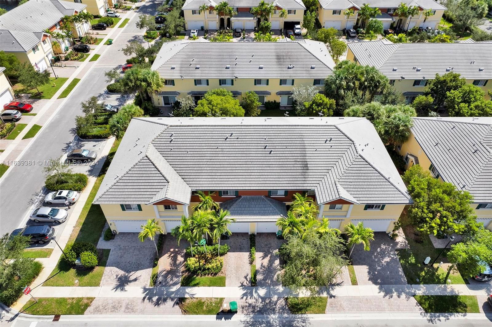 Real estate property located at 7718 Paddock Pl #7718, Broward, SADDLE BRIDGE, Davie, FL