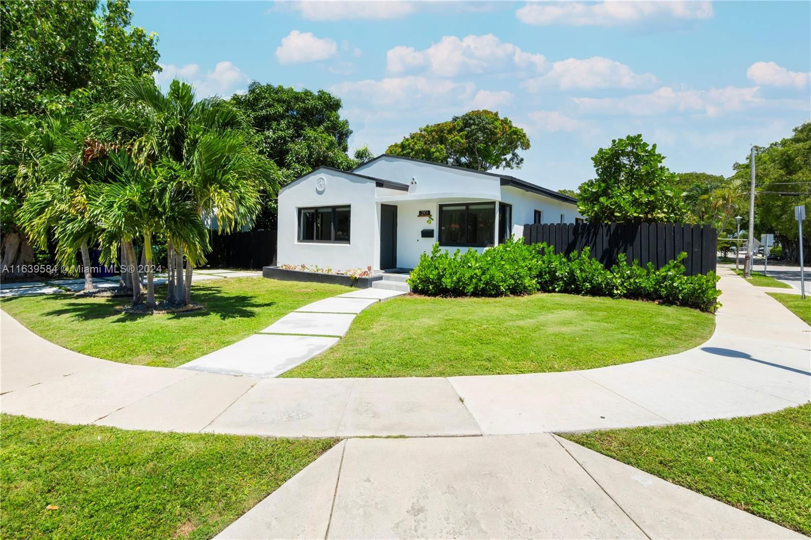 Real estate property located at 2101 21st St, Miami-Dade, SHENANDOAH PARK, Miami, FL