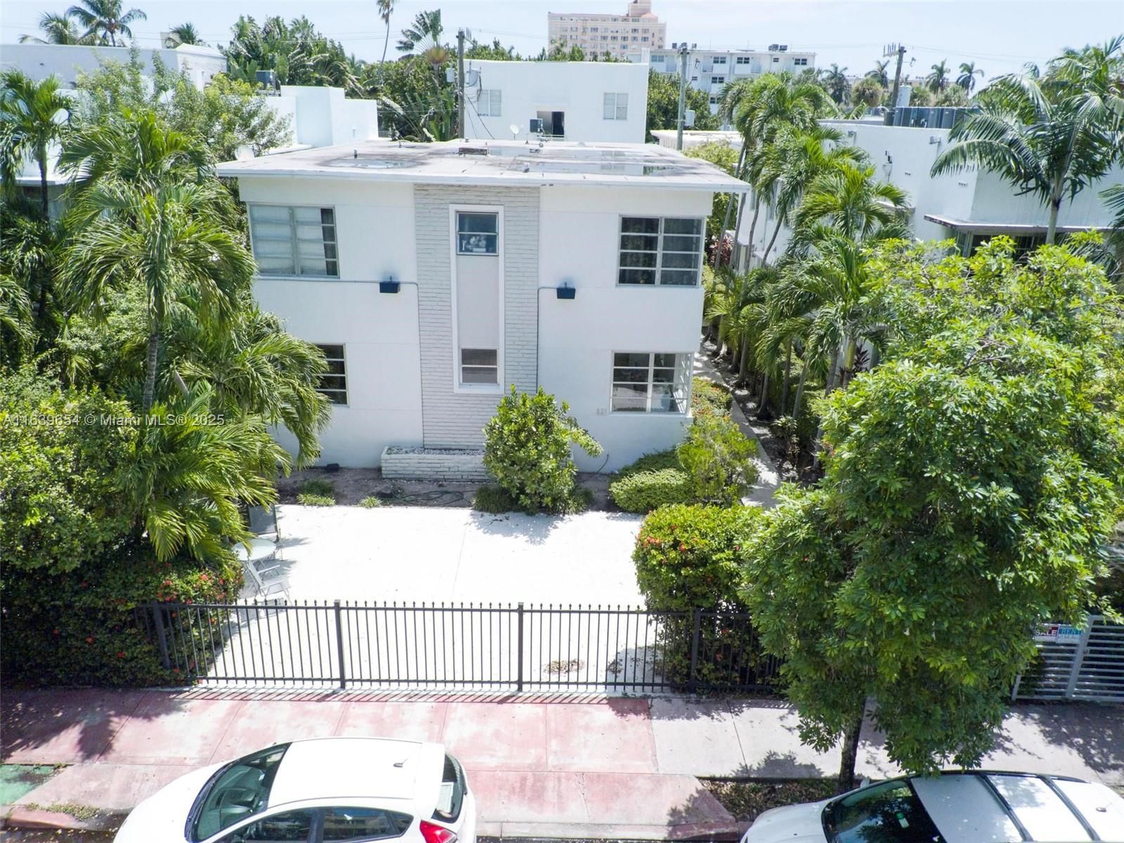 Real estate property located at 821 Jefferson Ave #2, Miami-dade, 821 Jefferson Condo, Miami Beach, FL