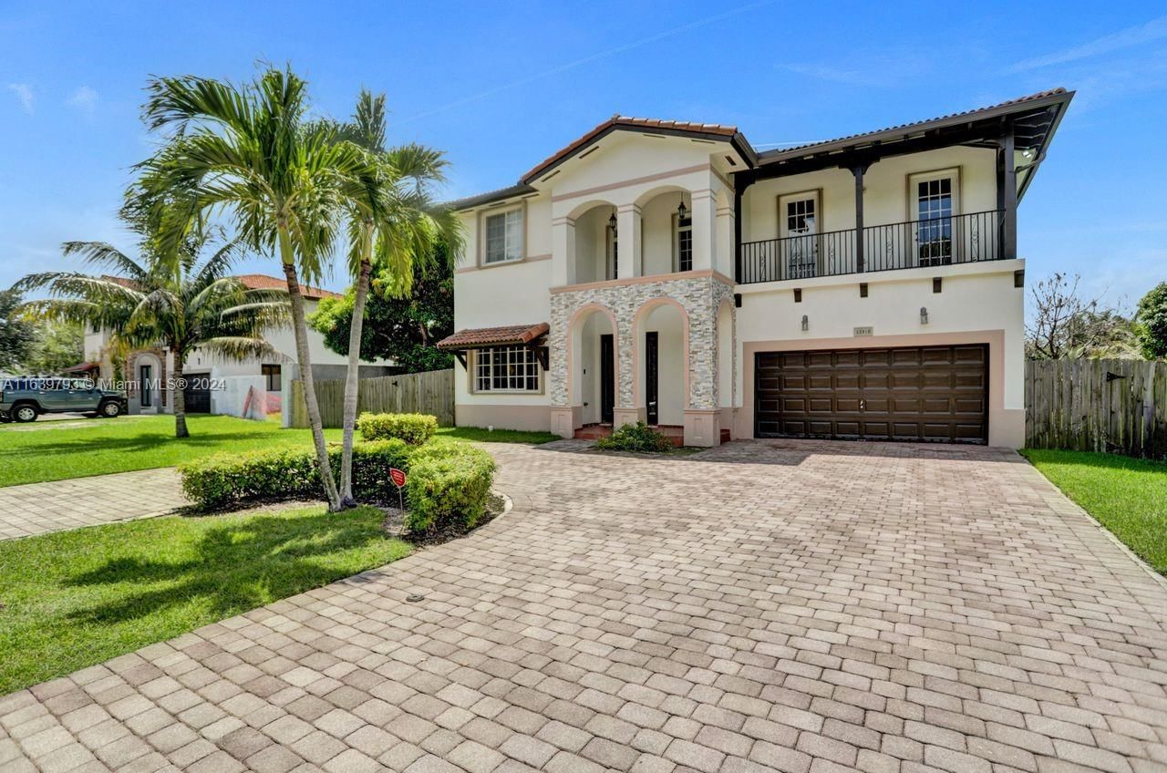 Real estate property located at 12916 196th St, Miami-Dade, RENAISSANCE RANCHES, Miami, FL