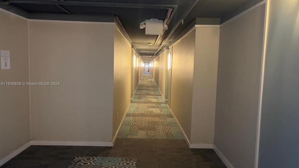 Real estate property located at 600 36th St #204, Miami-dade, Charter Club Condo, Miami, FL