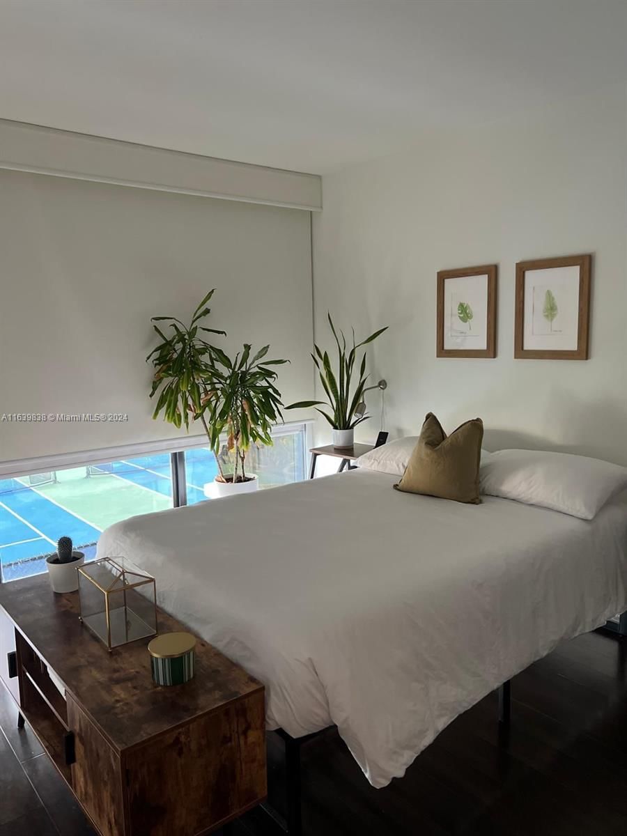Real estate property located at 600 36th St #204, Miami-dade, Charter Club Condo, Miami, FL