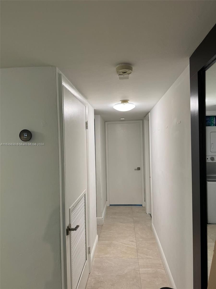 Real estate property located at 600 36th St #204, Miami-dade, Charter Club Condo, Miami, FL