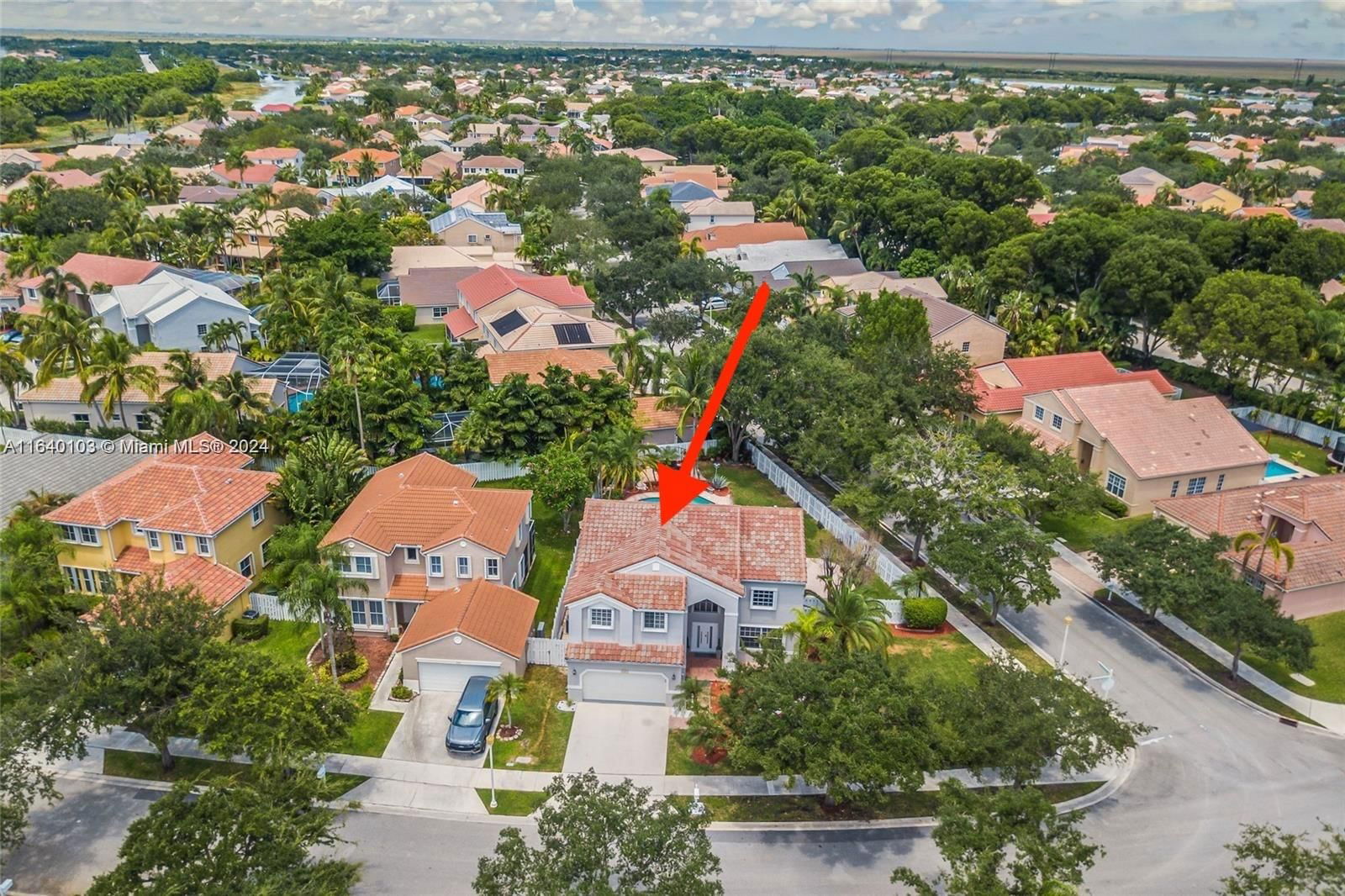 Real estate property located at 527 Cascade Falls Dr, Broward, SECTOR 3 - PARCELS C D E, Weston, FL