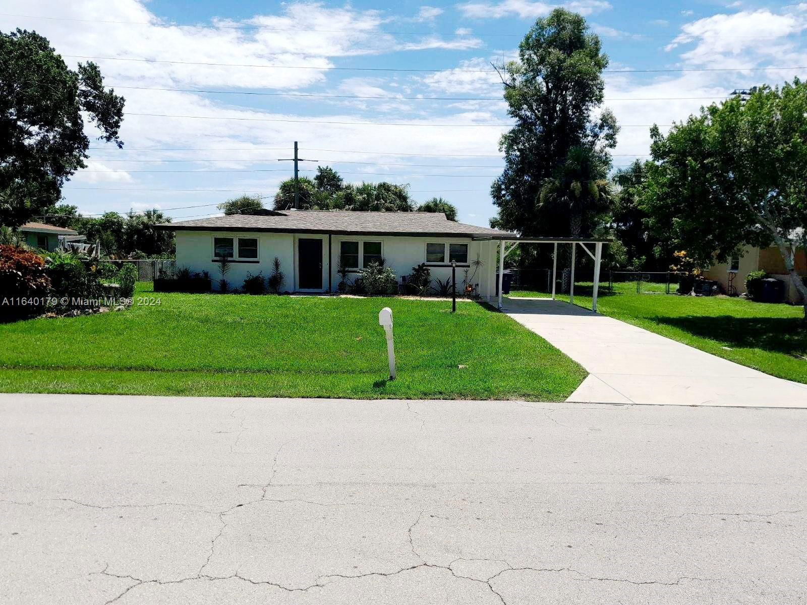 Real estate property located at 6665 TROPICANA DR, Lee, FIESTA VILLAGE, Fort Myers, FL