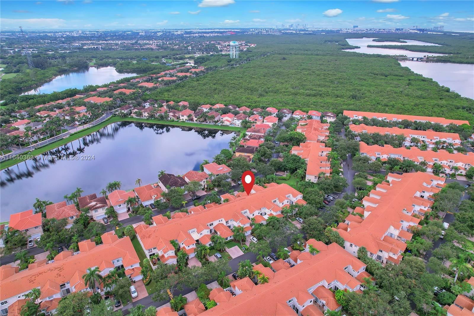 Real estate property located at 1605 Seagrape Way #1605, Broward, West Lake Village Plat, Hollywood, FL
