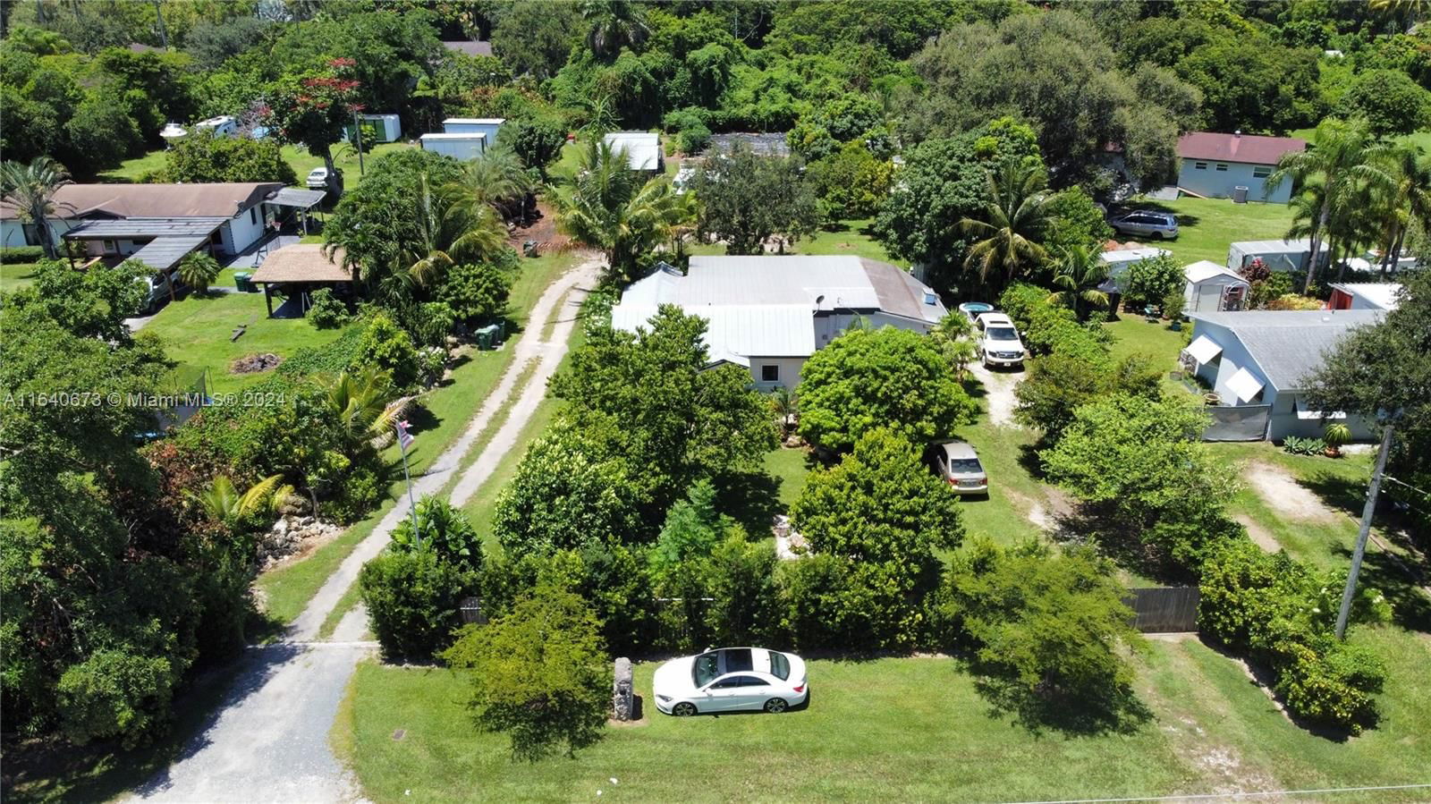 Real estate property located at 29744 170th Ave, Miami-Dade, Homestead 1 Acre Est, Homestead, FL