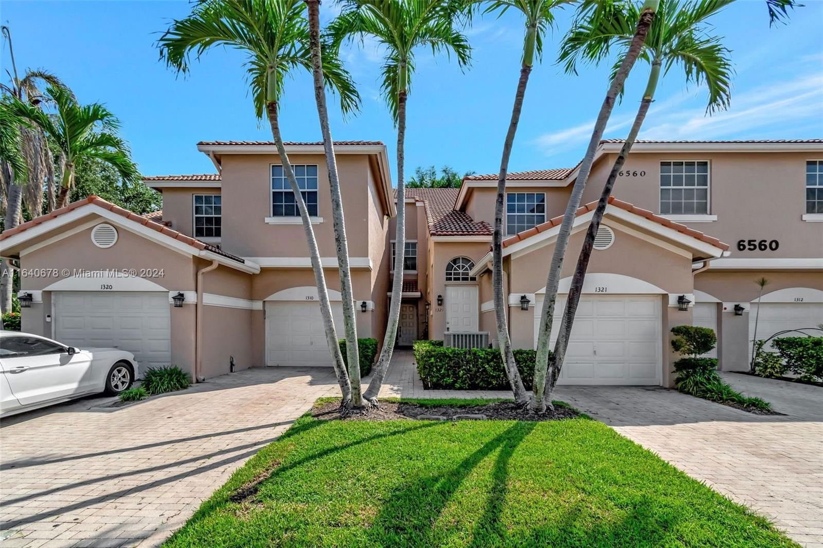 Real estate property located at 6560 Villa Sonrisa Dr #1311, Palm Beach, VILLA SONRISA CONDO, Boca Raton, FL