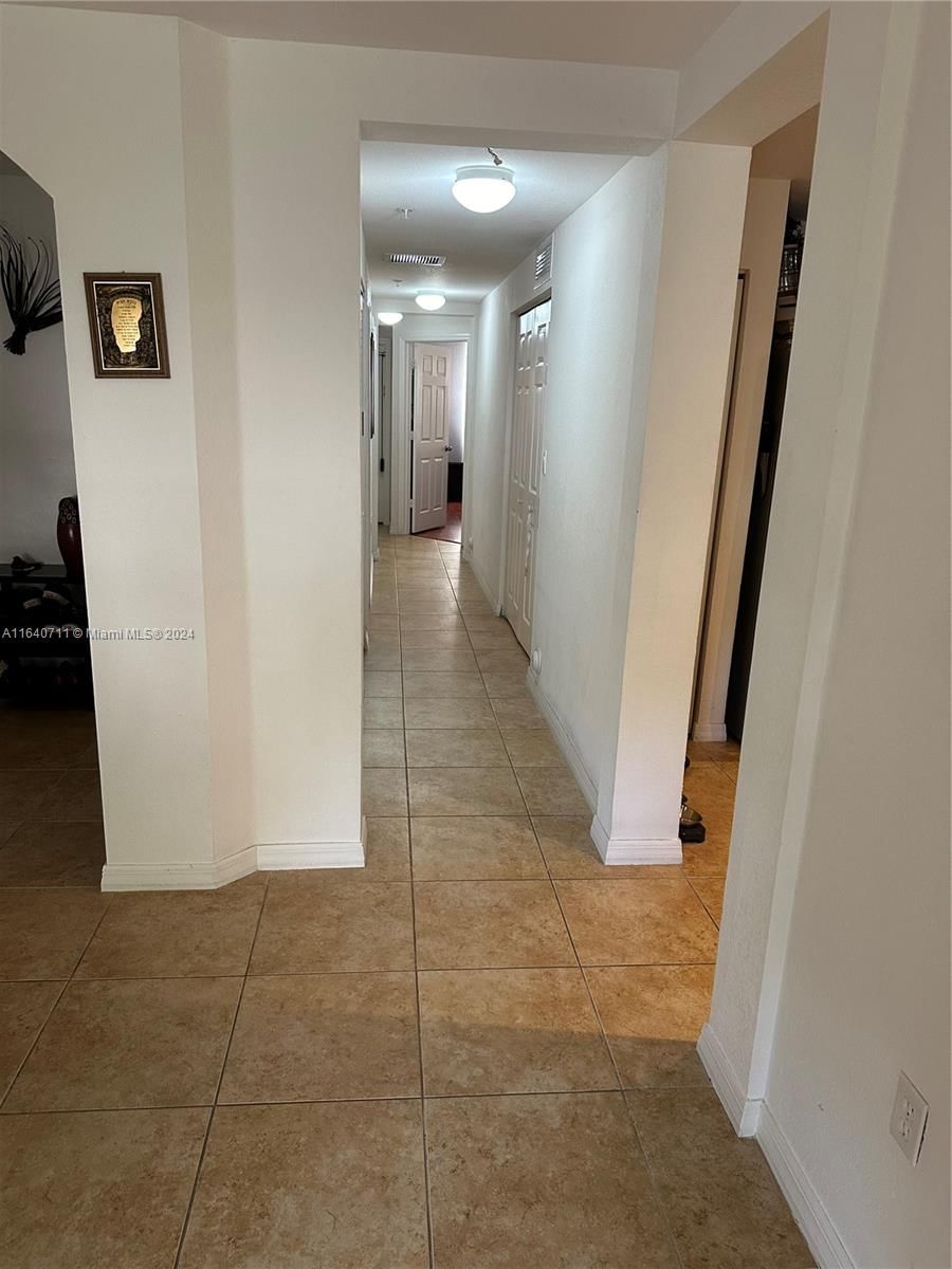 Real estate property located at 10870 88th Ter #108, Miami-Dade, CORONADO AT DORAL III CON, Doral, FL