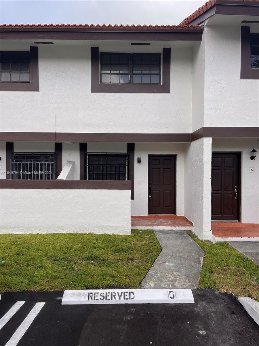 Real estate property located at 13215 57th Ter #20-5, Miami-Dade, MILLER DREAMS TOWNHOMES C, Miami, FL