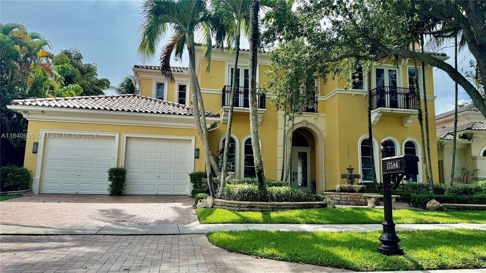 Real estate property located at 17586 Middlebrook Way, Palm Beach, FOX HILL ESTATES OF BOCA, Boca Raton, FL