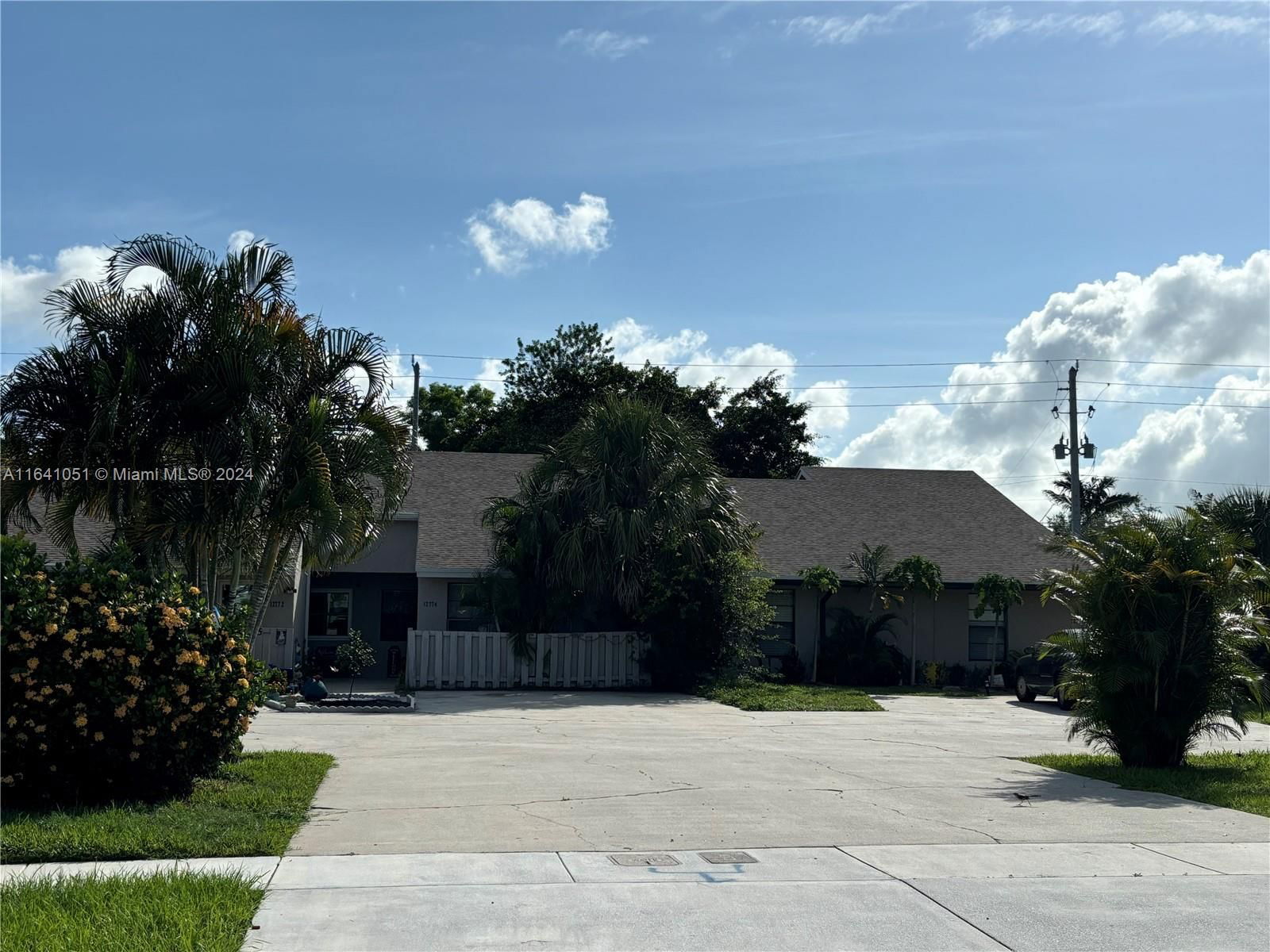 Real estate property located at 12774 Peconic Ct #12718, Palm Beach, SOUTH SHORE 3 OF WELLINGT, Wellington, FL