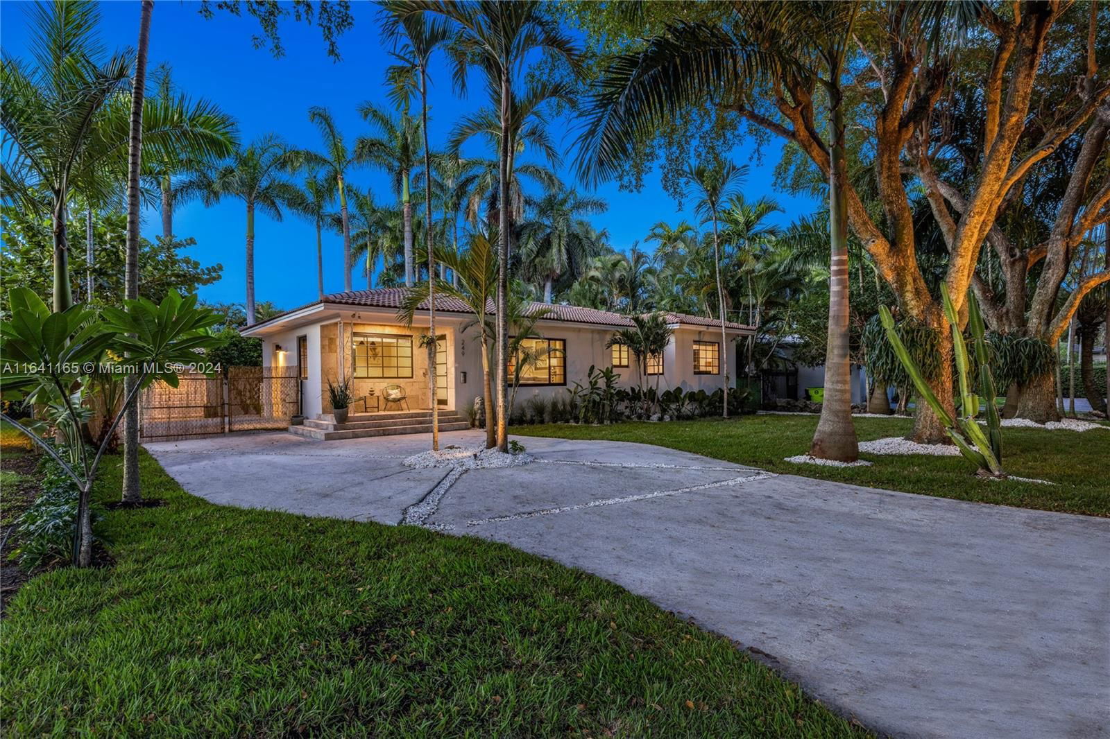 Real estate property located at 249 86th St, Miami-Dade, SOARS RIVER ESTATES, El Portal, FL