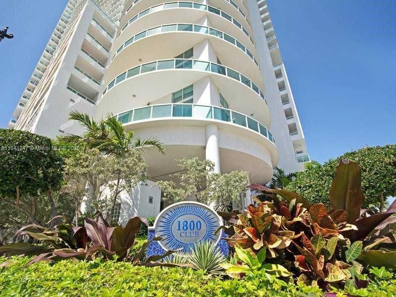 Real estate property located at 1800 Bayshore Dr #3404, Miami-dade, 1800 Club Condo, Miami, FL