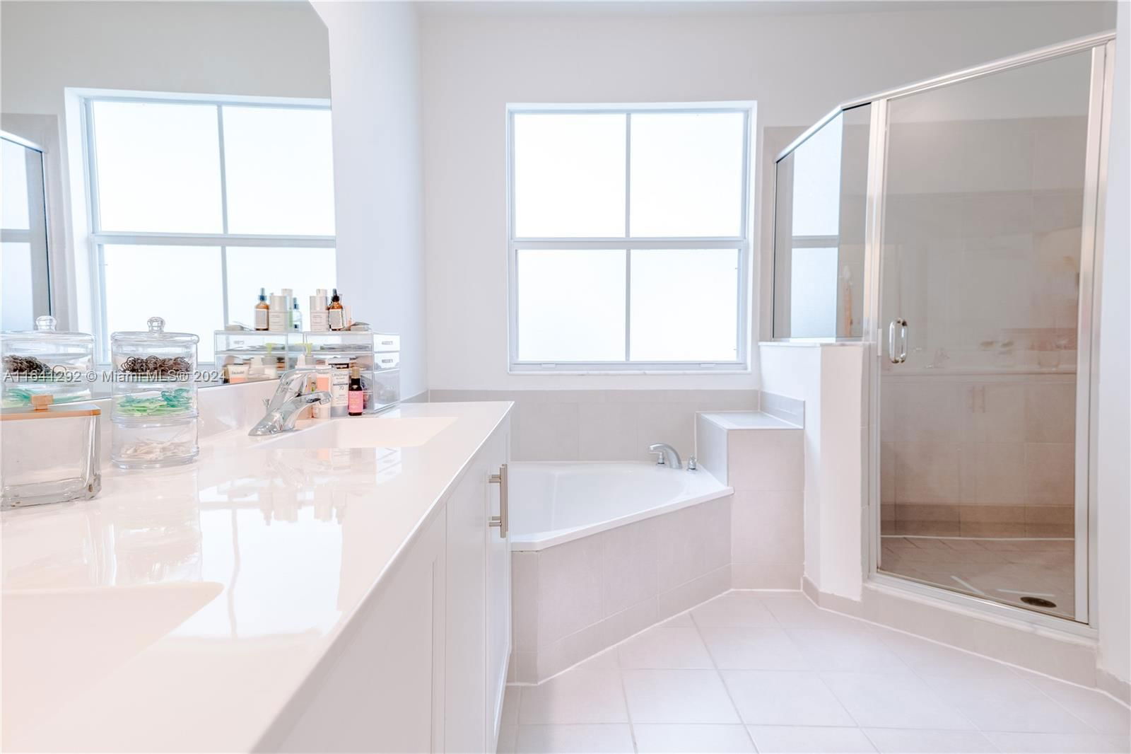 Real estate property located at 1420 26th Rd, Miami-dade, Keys Gate Residential, Homestead, FL