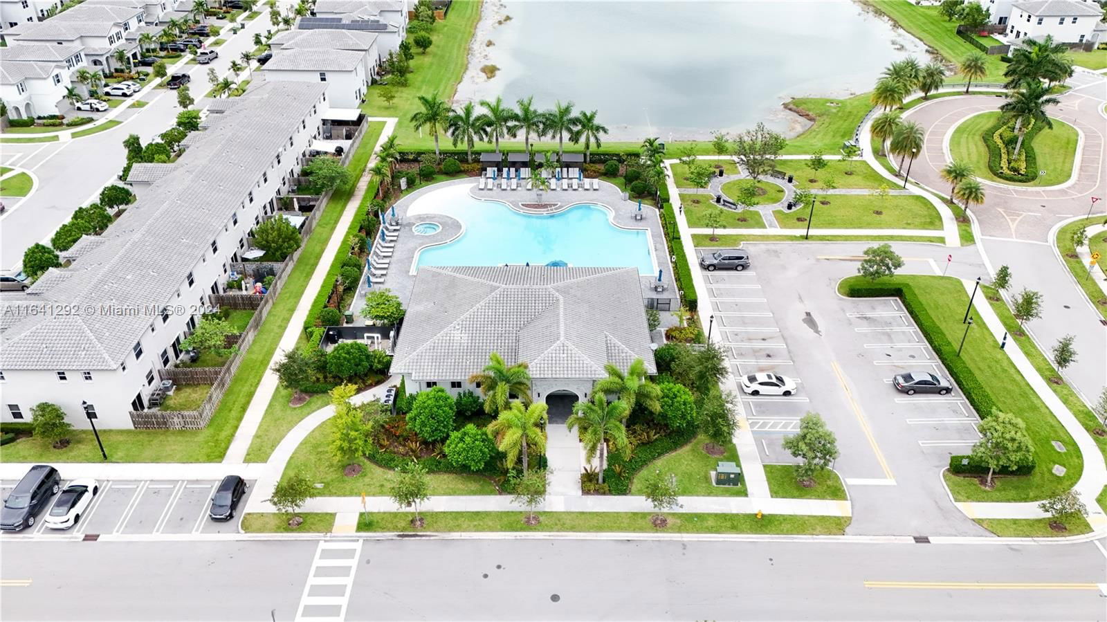 Real estate property located at 1420 26th Rd, Miami-dade, Keys Gate Residential, Homestead, FL