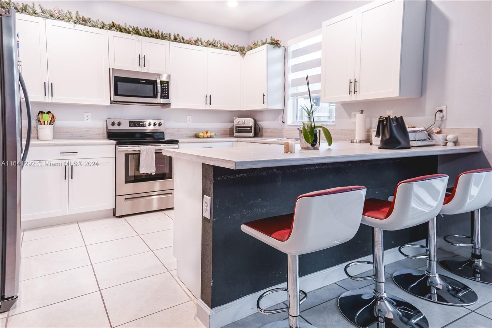 Real estate property located at 1420 26th Rd, Miami-dade, Keys Gate Residential, Homestead, FL
