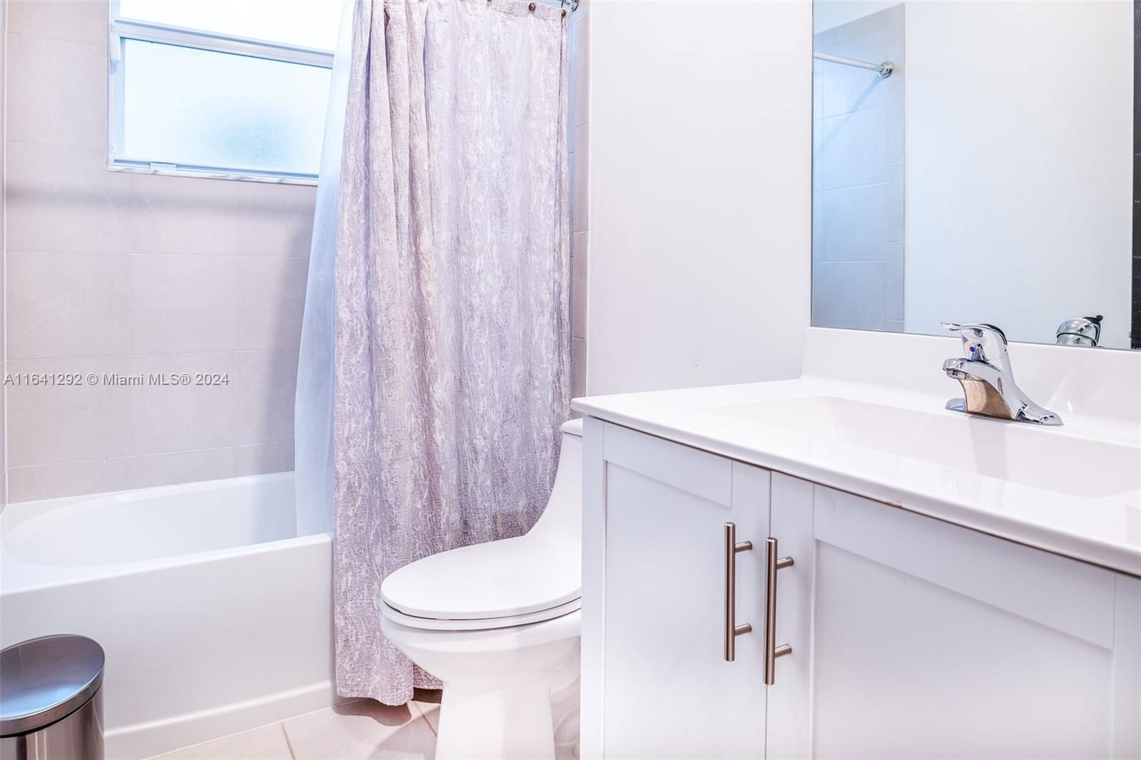 Real estate property located at 1420 26th Rd, Miami-dade, Keys Gate Residential, Homestead, FL