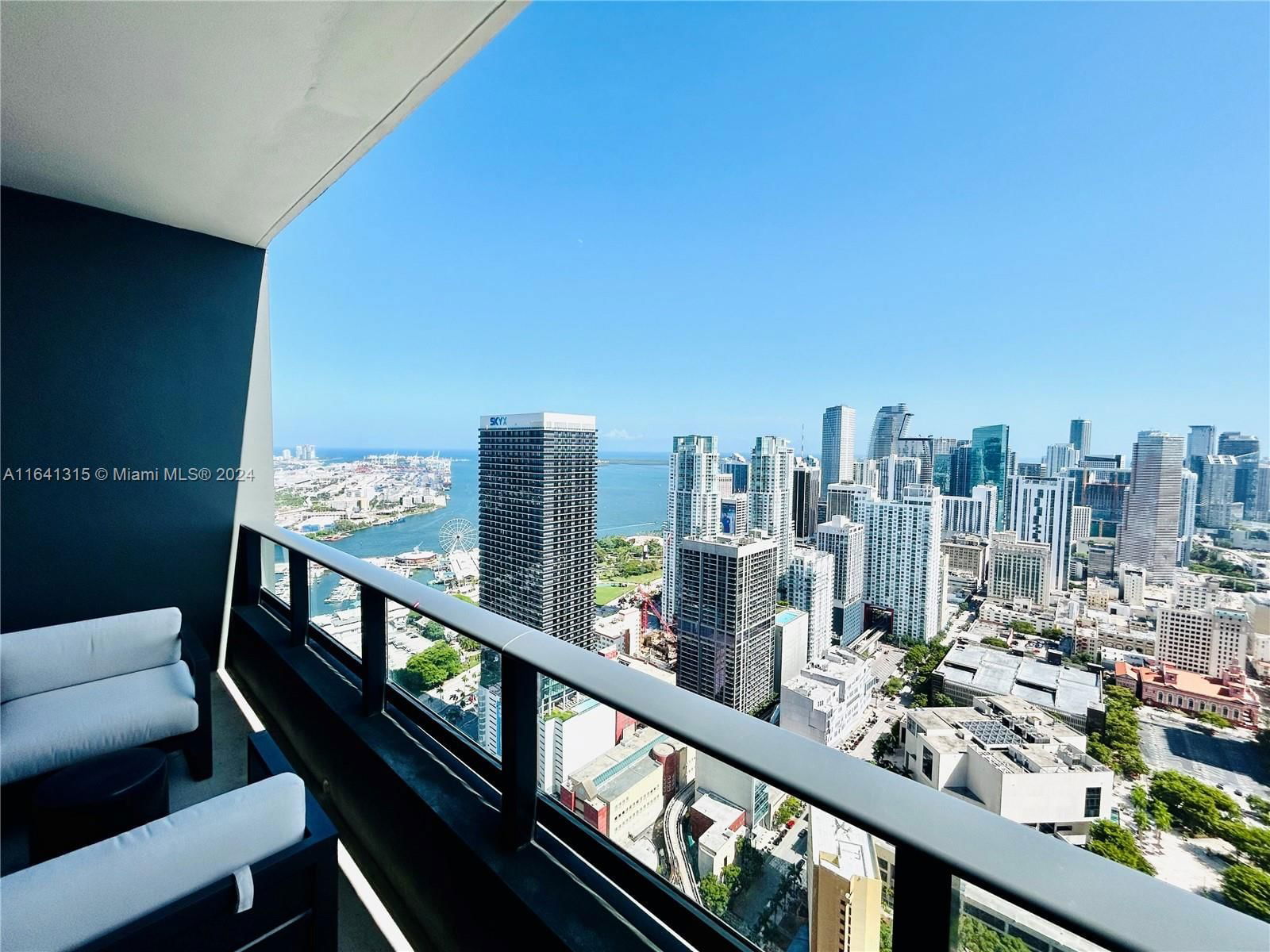 Real estate property located at 601 1st Ave LPH 4814, Miami-Dade, Gale Residences, Miami, FL