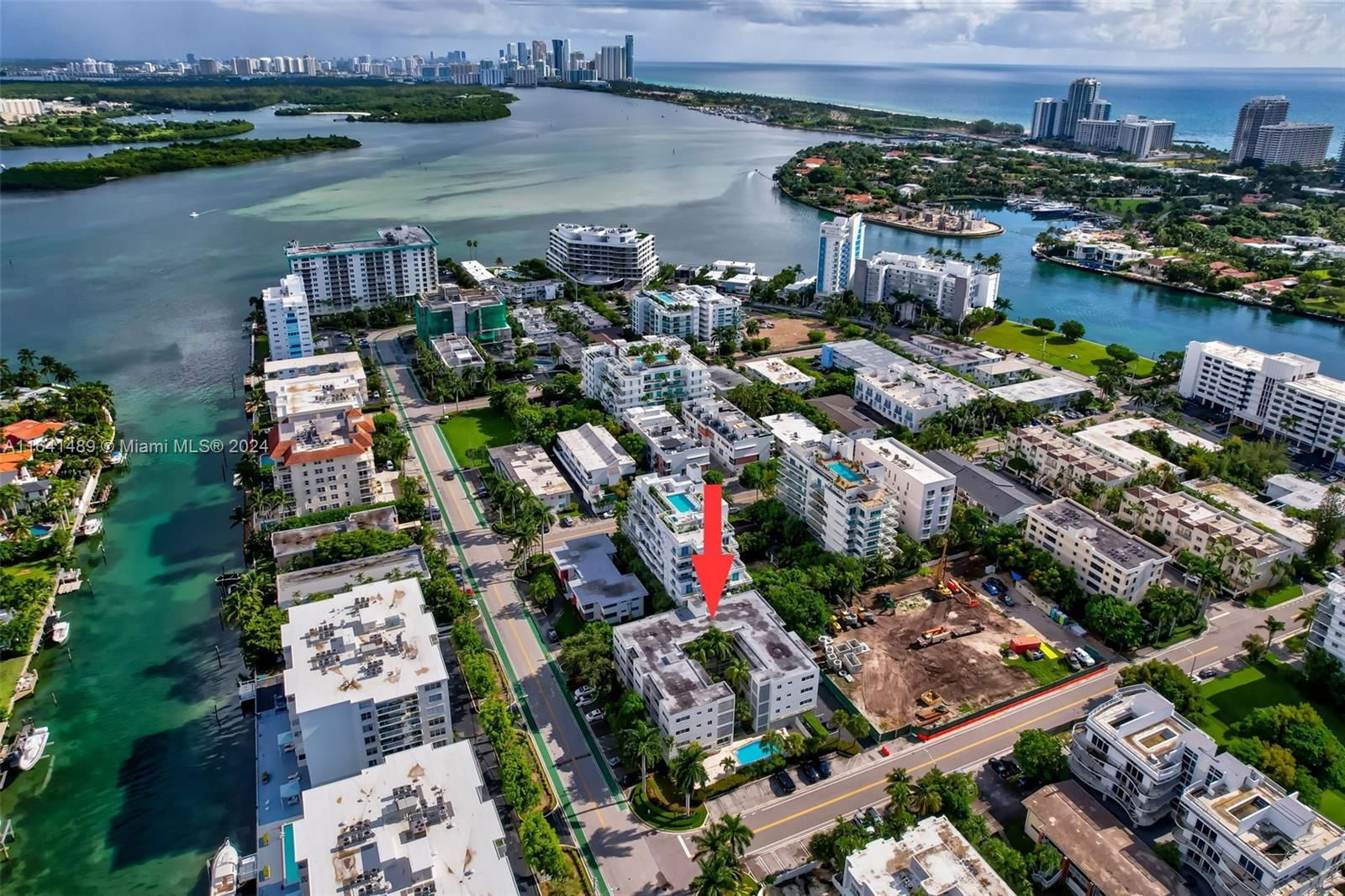 Real estate property located at 10001 Bay Harbor Dr #301, Miami-Dade, AMBASSADOR PLACE CONDO, Bay Harbor Islands, FL