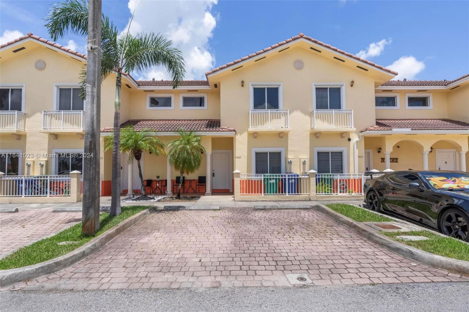 Real estate property located at 7469 178th St, Miami-Dade, TUSCAN LAKE VILLAS, Hialeah, FL