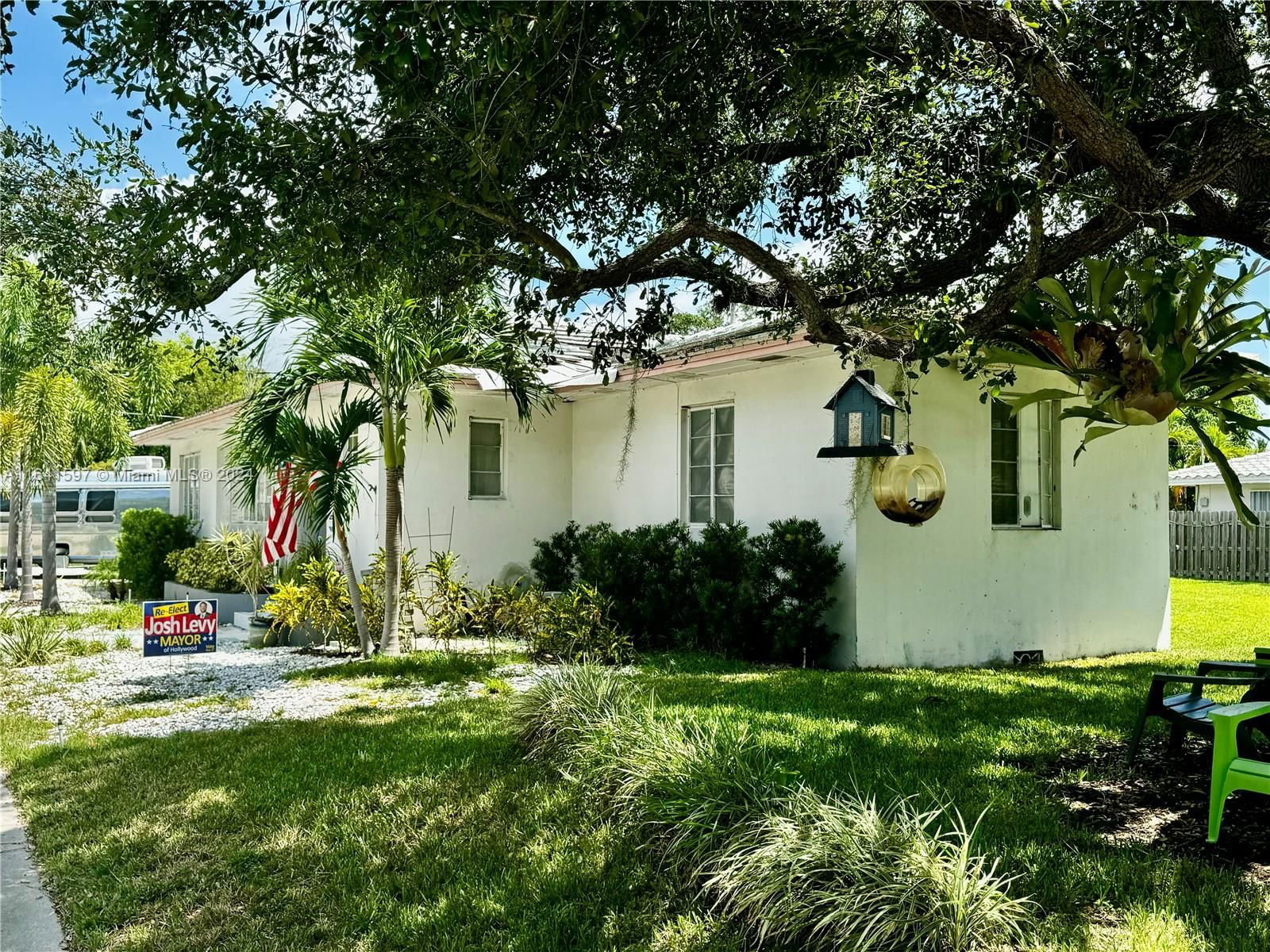 Real estate property located at 1459 Jefferson St, Broward, HOLLYWOOD, Hollywood, FL