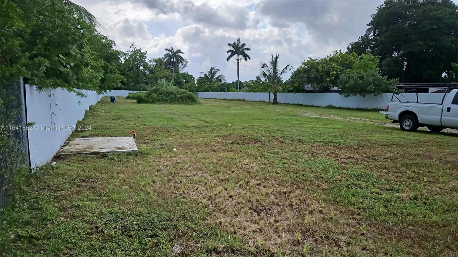 Real estate property located at 10924 18th Ave, Miami-Dade, LITTLE RIVER TRS, Miami, FL