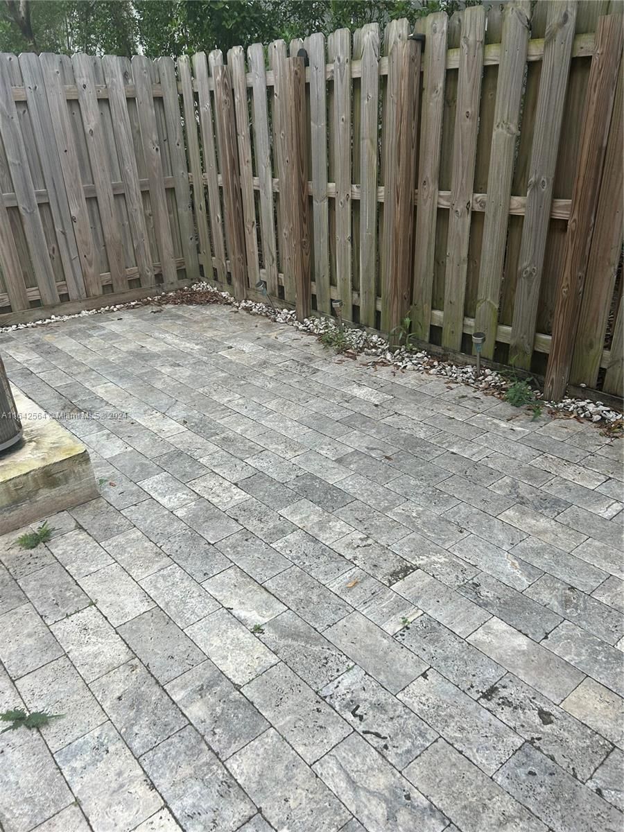 Real estate property located at 337 208th Ter #337, Miami-dade, Via Ventura Neighborhood, Miami, FL