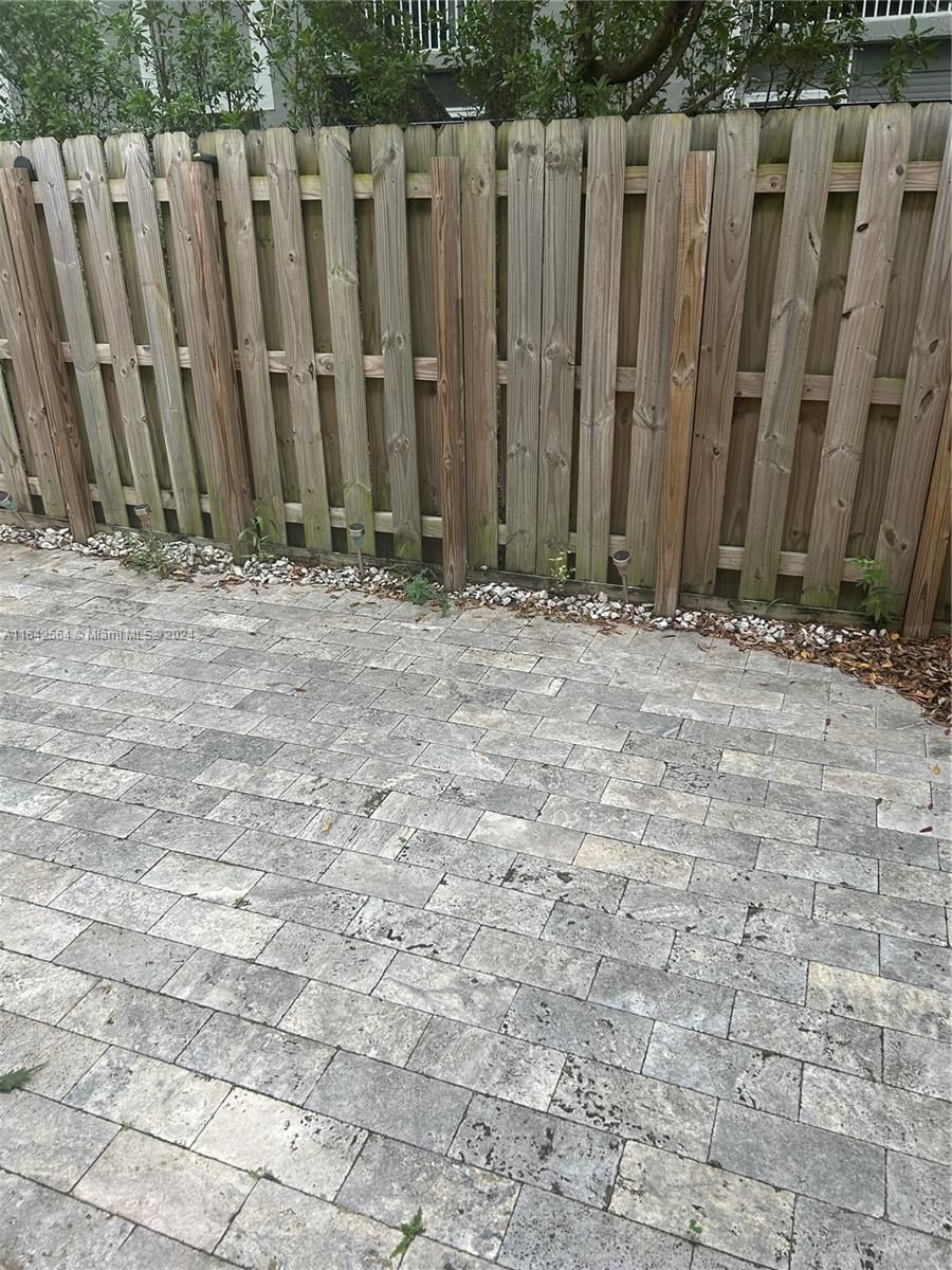 Real estate property located at 337 208th Ter #337, Miami-dade, Via Ventura Neighborhood, Miami, FL