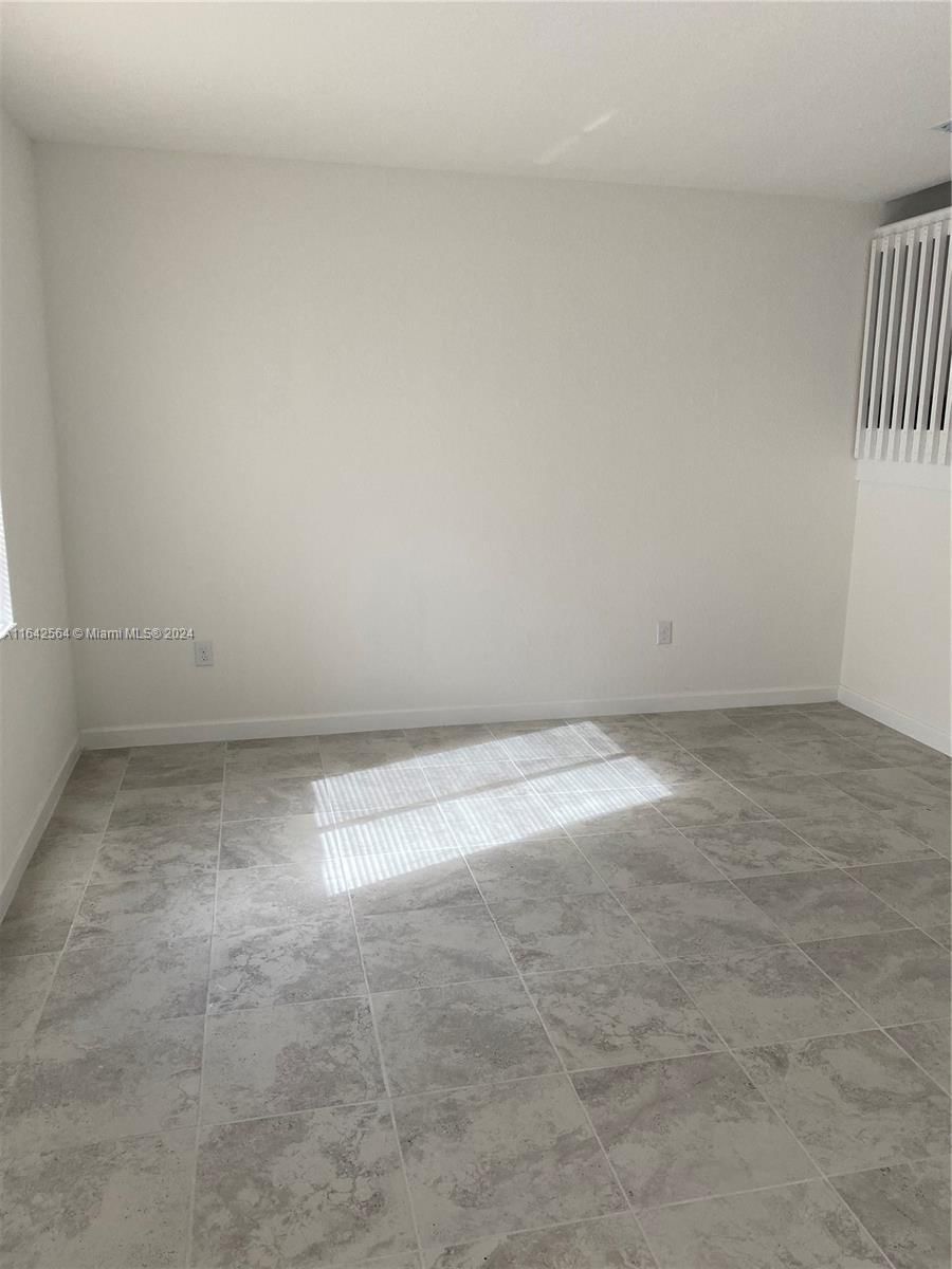 Real estate property located at 337 208th Ter #337, Miami-dade, Via Ventura Neighborhood, Miami, FL