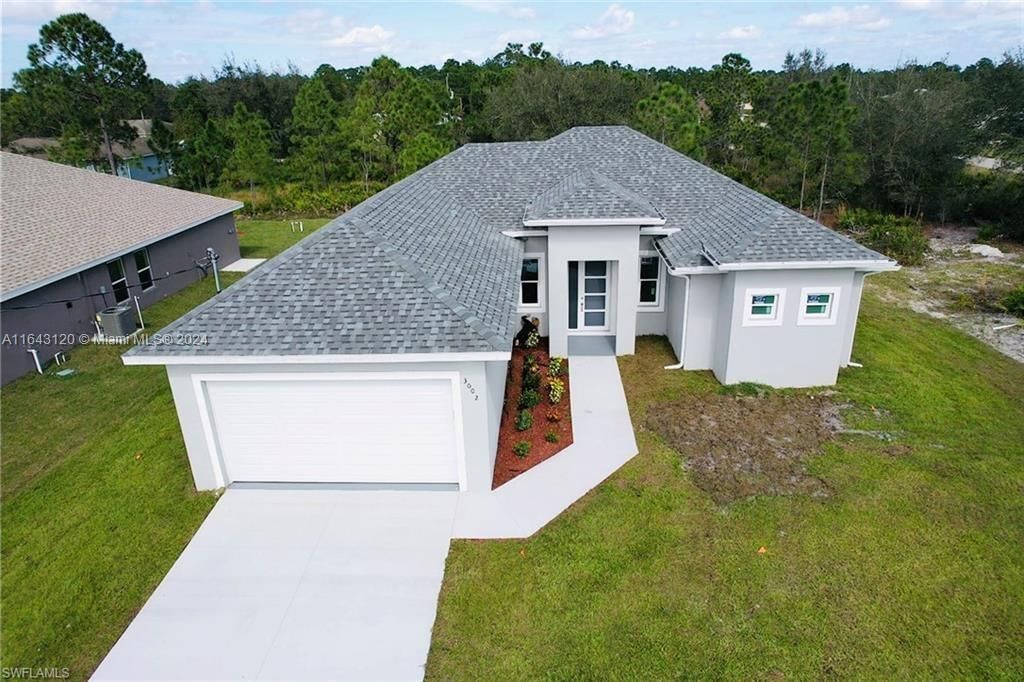 Real estate property located at 4605 Connie Ave N, Lee, Lehigh Acres, Lehigh Acres, FL