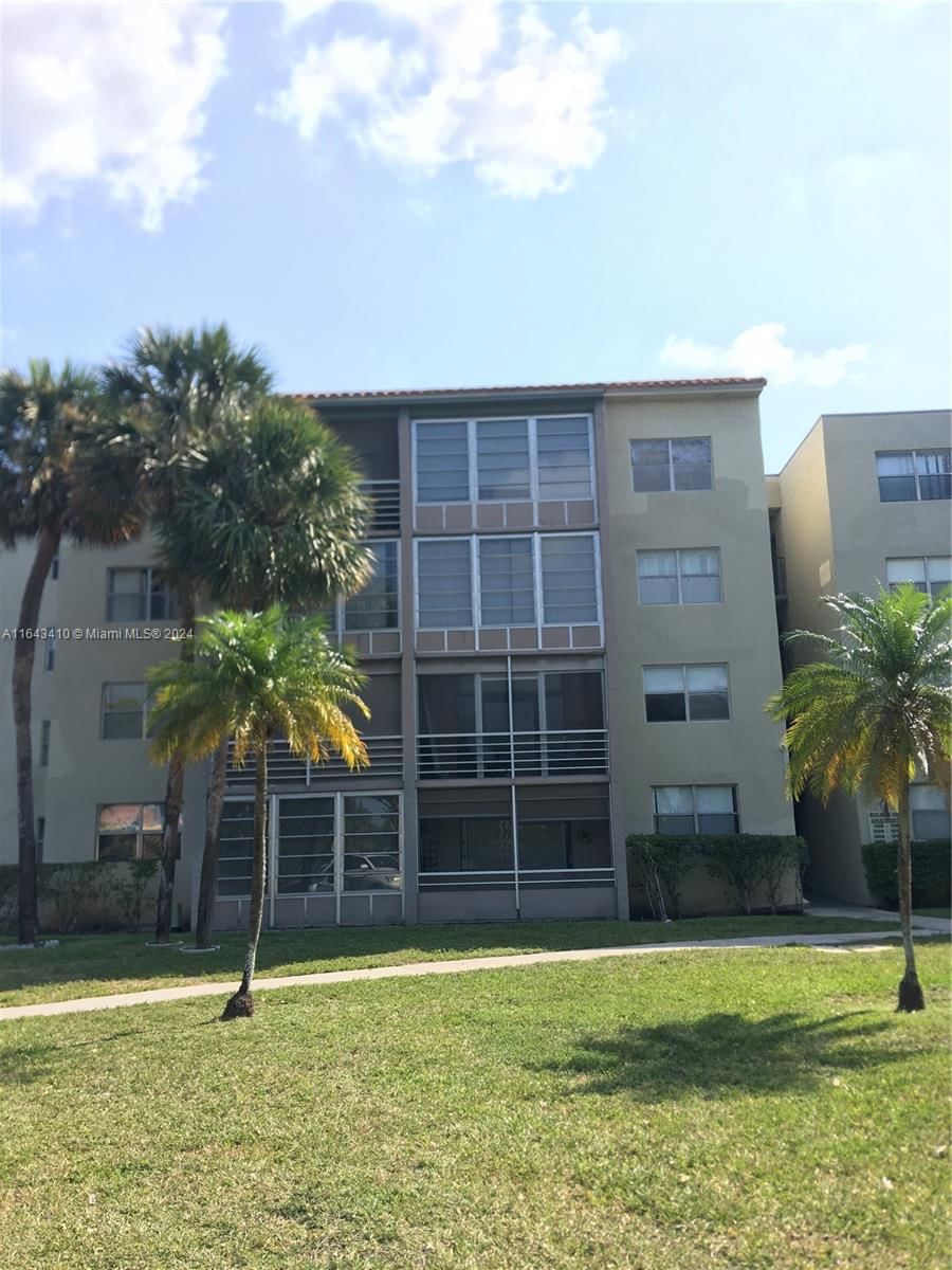 Real estate property located at 1800 81st Ave #1312, Broward, COURTYARDS OF BROWARD CON, North Lauderdale, FL