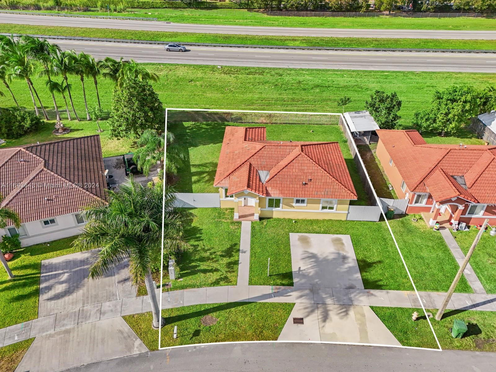 Real estate property located at 714 12th Ter, Miami-dade, Tennessee Estates, Homestead, FL