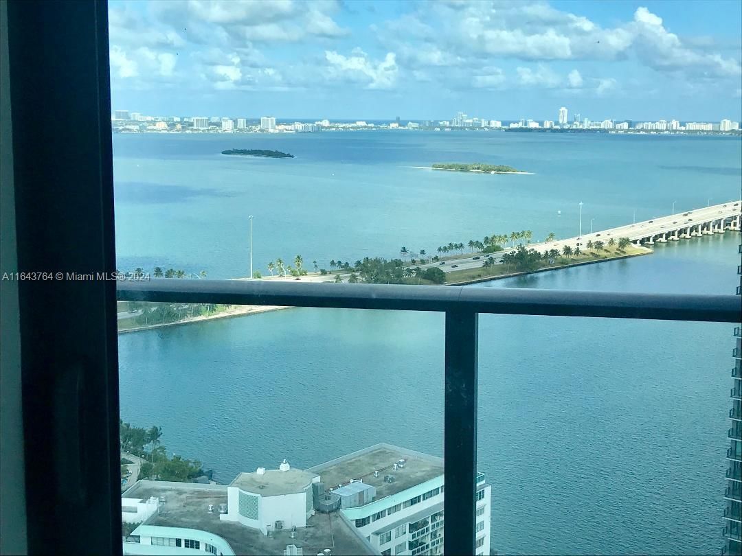 Real estate property located at 501 31 St #3104, Miami-Dade, PARAISO BAYVIEWS CONDO, Miami, FL