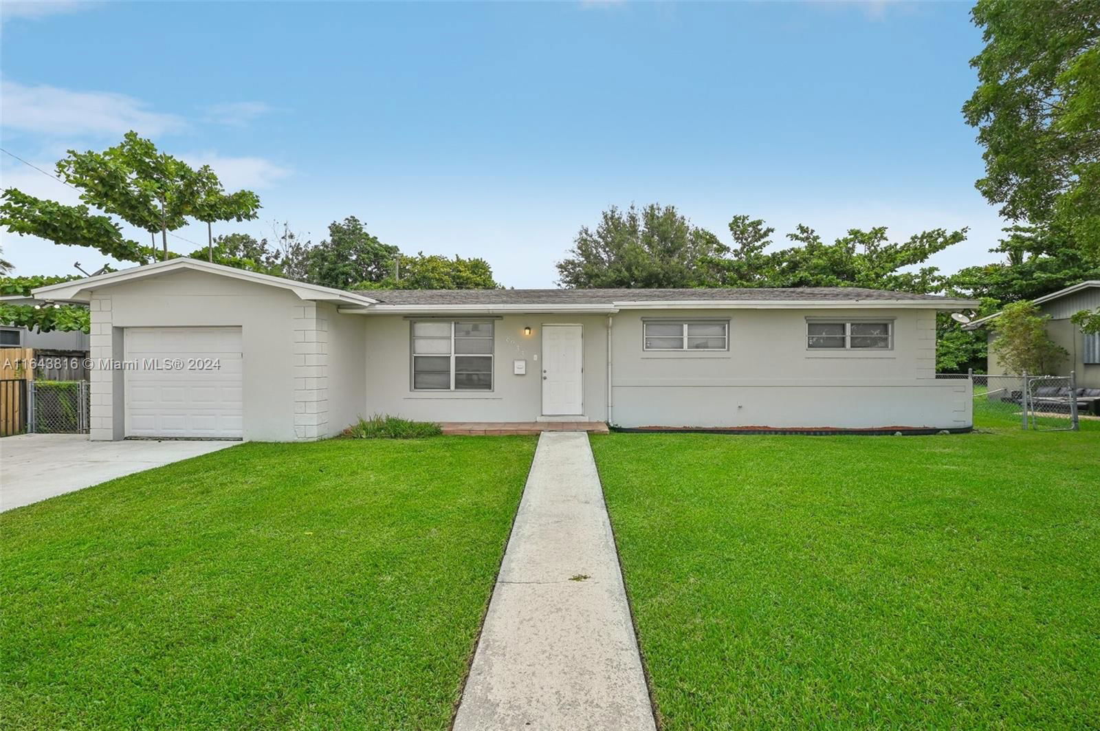 Real estate property located at 8933 128th St, Miami-Dade, JENNINGS PARK, Miami, FL