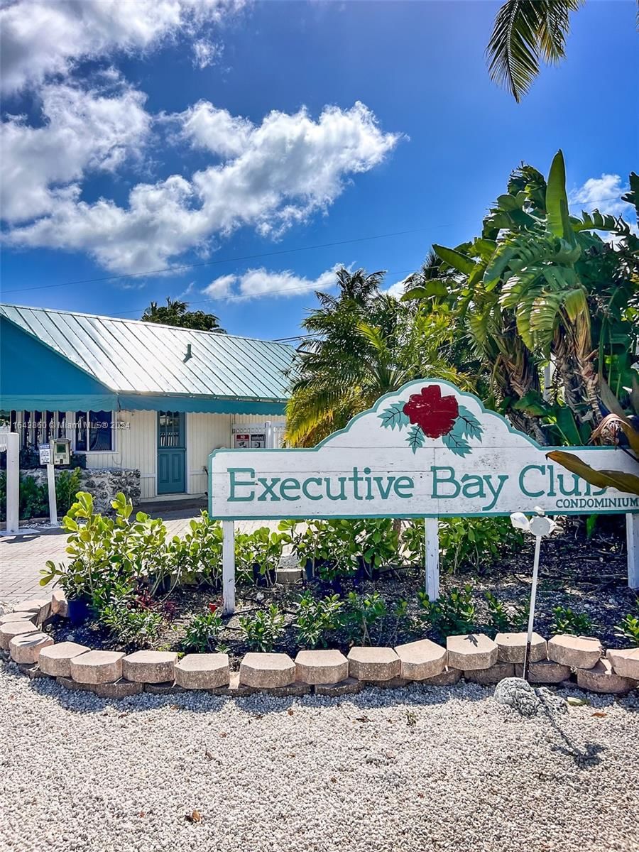 Real estate property located at 87200 Overseas Hwy M4, Monroe, EXECUTIVE BAY CLUB, Islamorada, FL