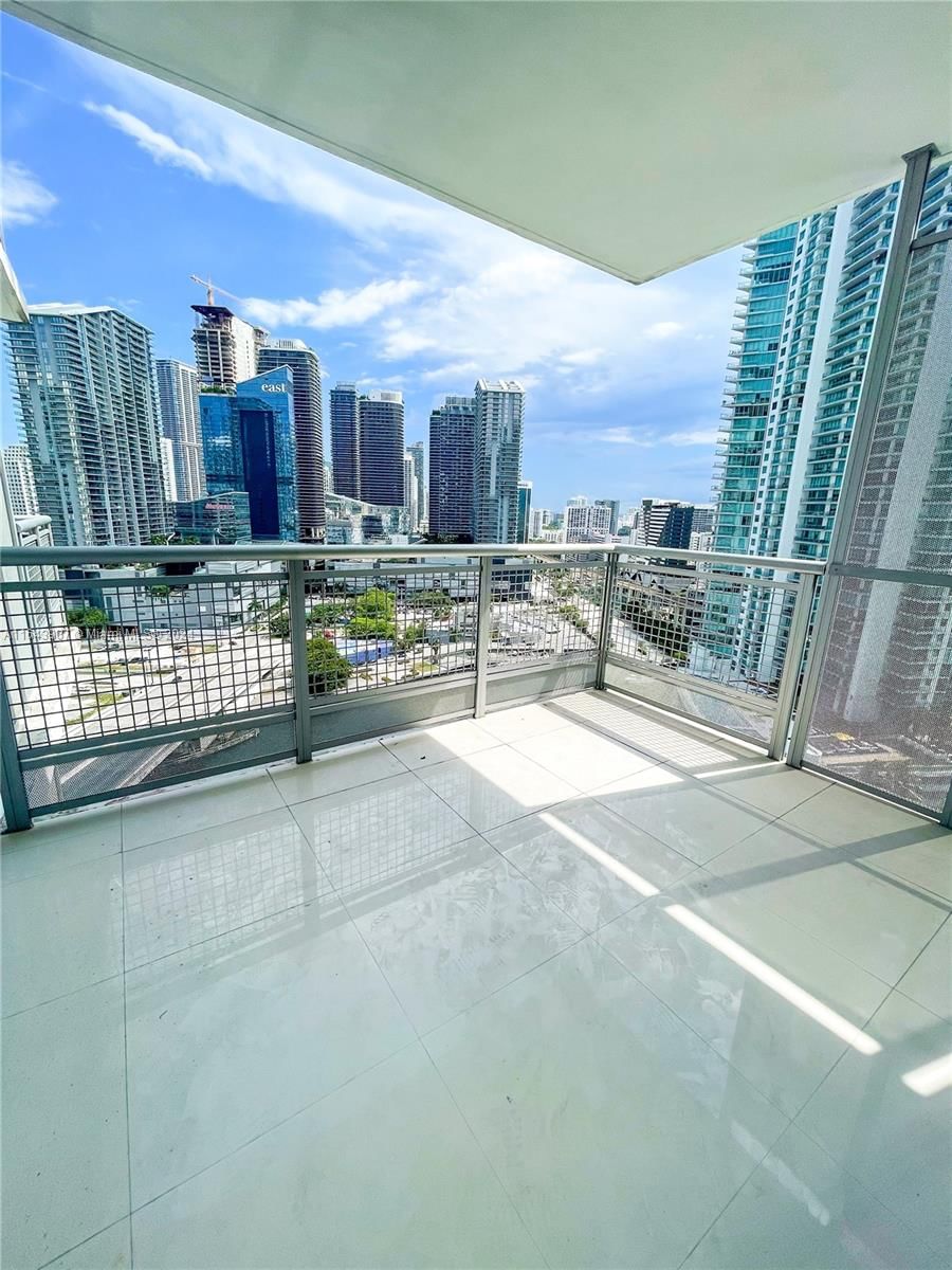 Real estate property located at 350 Miami Ave #2412, Miami-Dade, WIND CONDO, Miami, FL