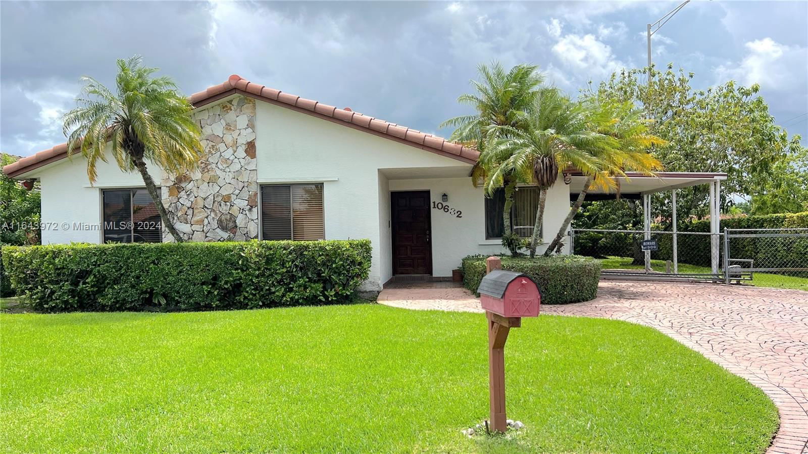 Real estate property located at 10632 68th Ter, Miami-Dade, PUEBLO DEL SOL SEC 4, Miami, FL