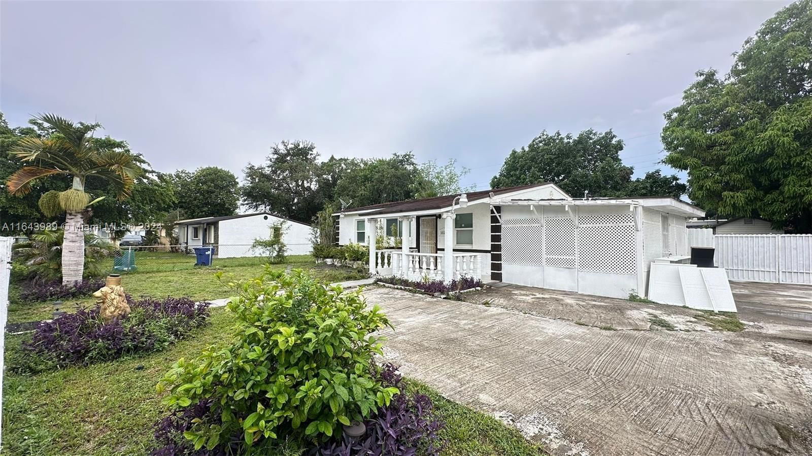 Real estate property located at 3020 161st St, Miami-Dade, PINE TREE PARK 1ST ADDN, Miami Gardens, FL