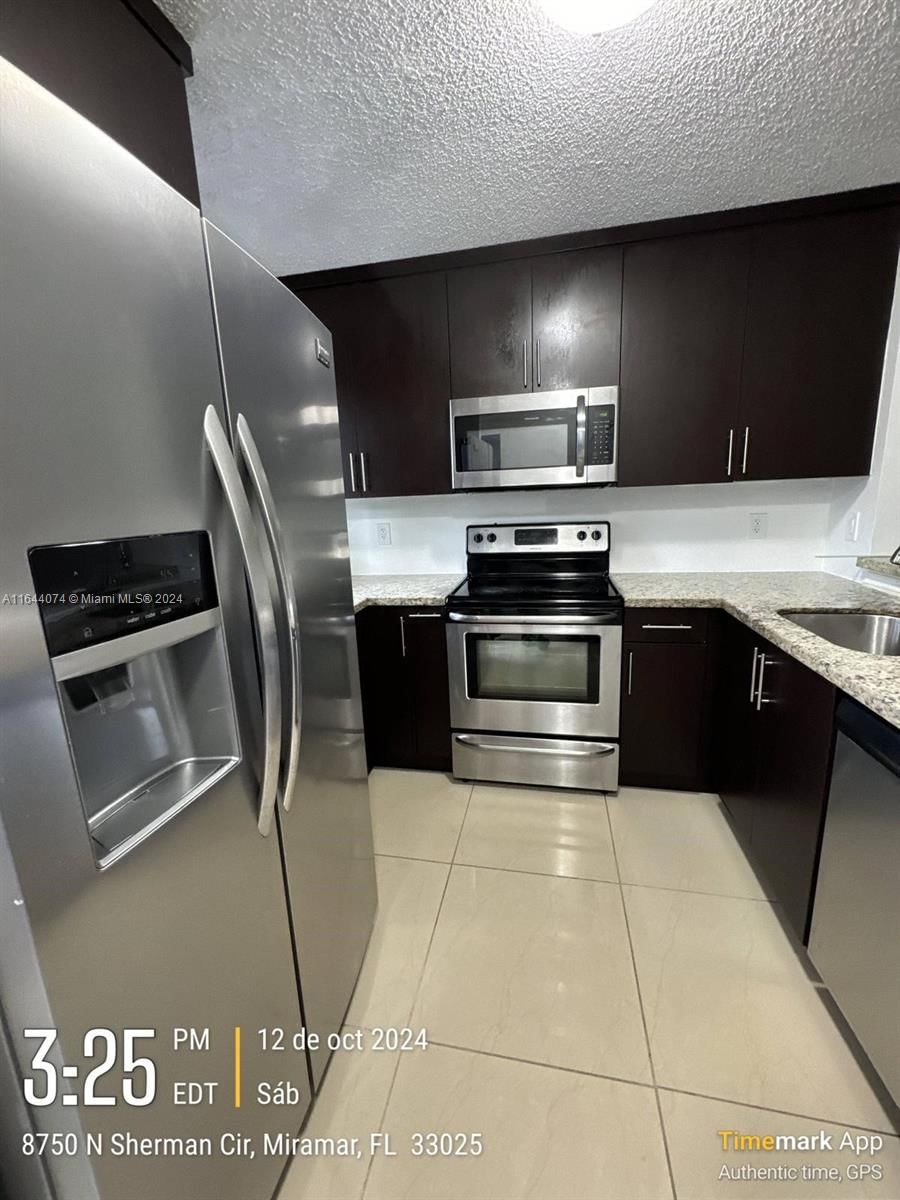 Real estate property located at 8730 Sherman Cir #302, Broward, LAKESHORE AT UNIVERSITY P, Miramar, FL